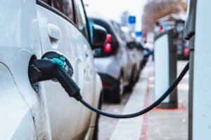 Benefits and Drawbacks of Electric Cars