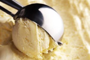 How to make homemade ice cream on your own